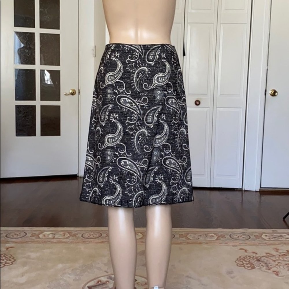 Pollini paisley print black jacquard skirt with glass beads at hem NWOT - Picture 3 of 15